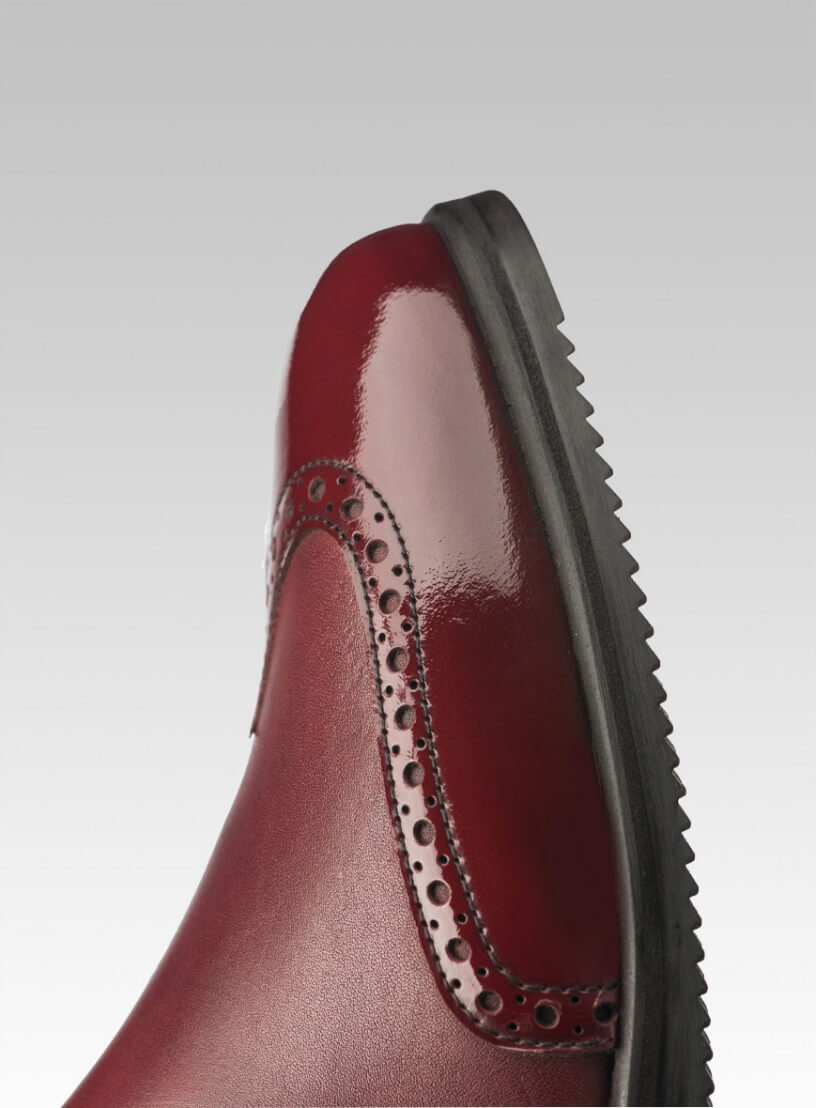 Bottes Tucci Marilyn avec détails vernis et perforés